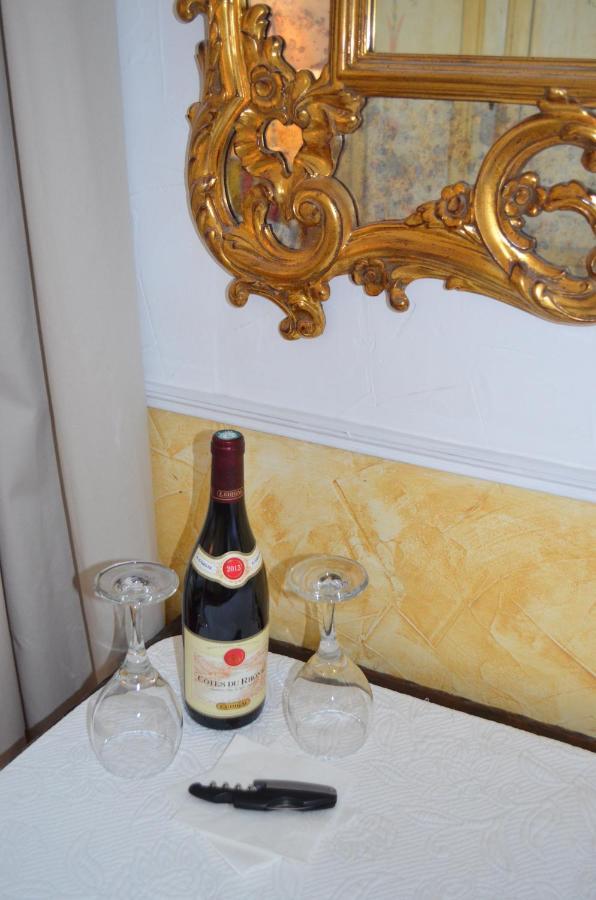 Maison Sule Malaucene Ngoại thất bức ảnh